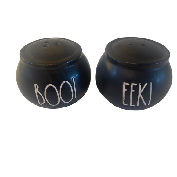 Rae Dunn Artisan Collection Boo & Eek Black Ceramic Cauldron S&P Shaker Set. - Picture 3 of 7